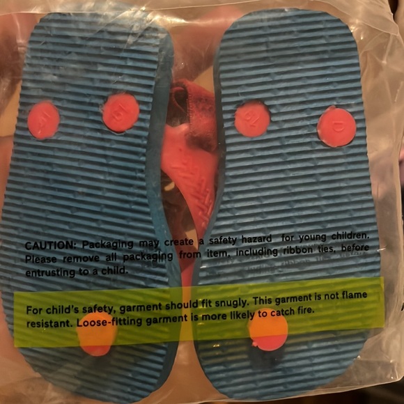 Superman sandals - Picture 2 of 3